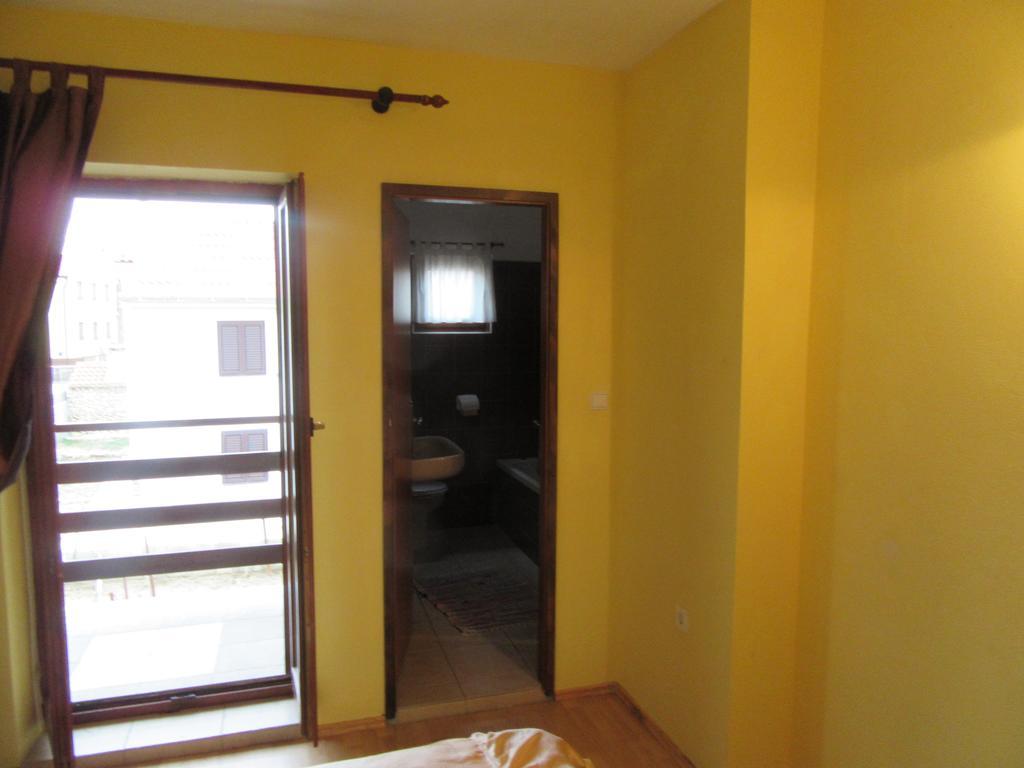 Apartments Leon Ražanac Dış mekan fotoğraf